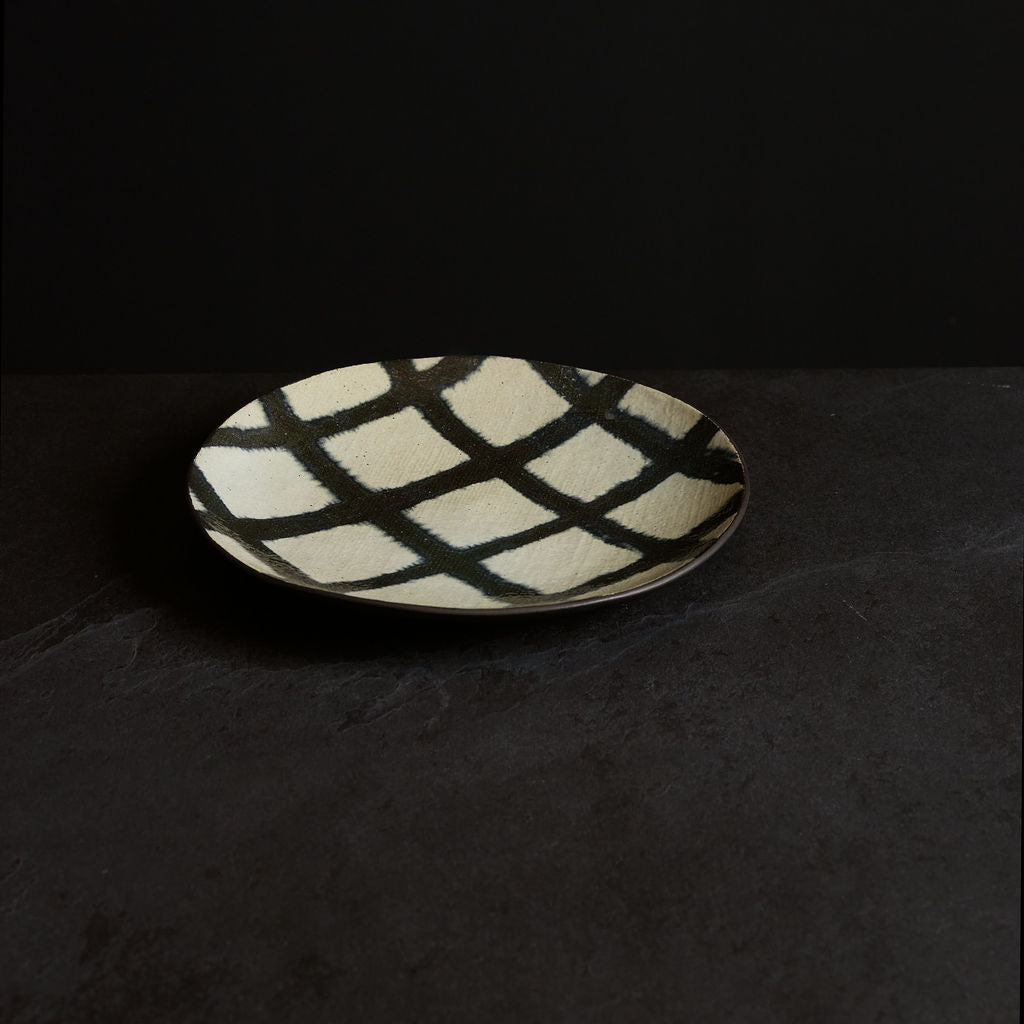 Otto 21cm Cross Side Plate - PRE-ORDER FOR LATE NOV
